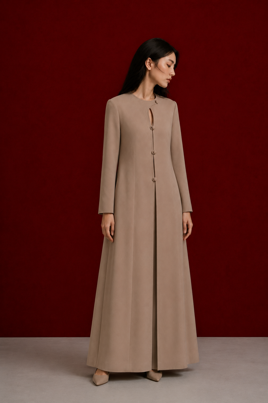 LOLA ABAYA