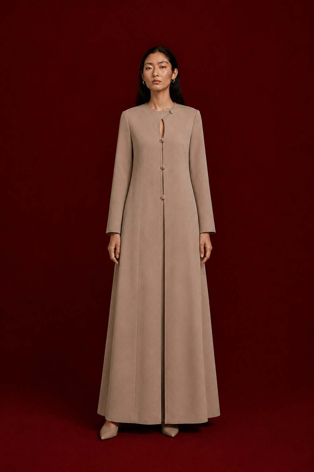 LOLA ABAYA
